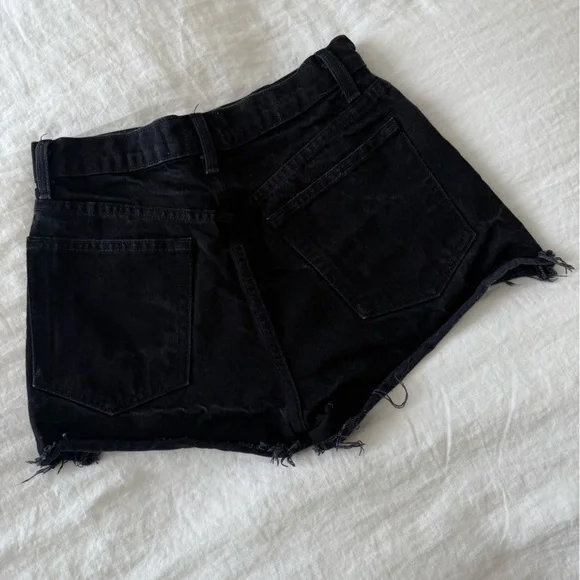 Reformation Dixie High Rise Jean Short in Black - Picture 6 of 11